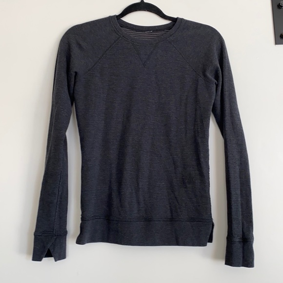 Lululemon sweater - Picture 1 of 1